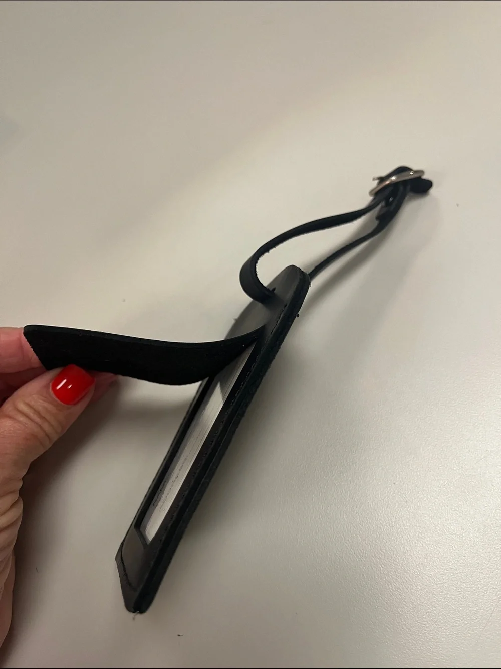 Source Unknown Black Luggage Tag with Buckle Strap